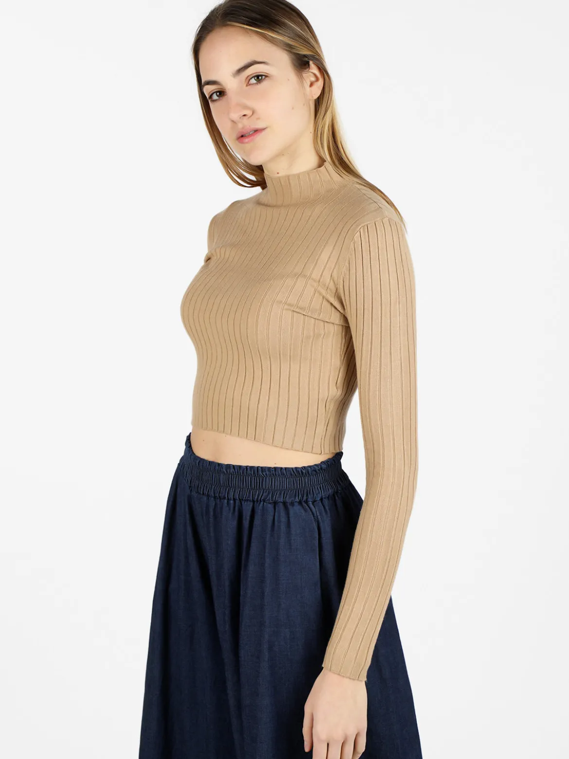 Solada Maglia cropped da donna con collo a lupetto