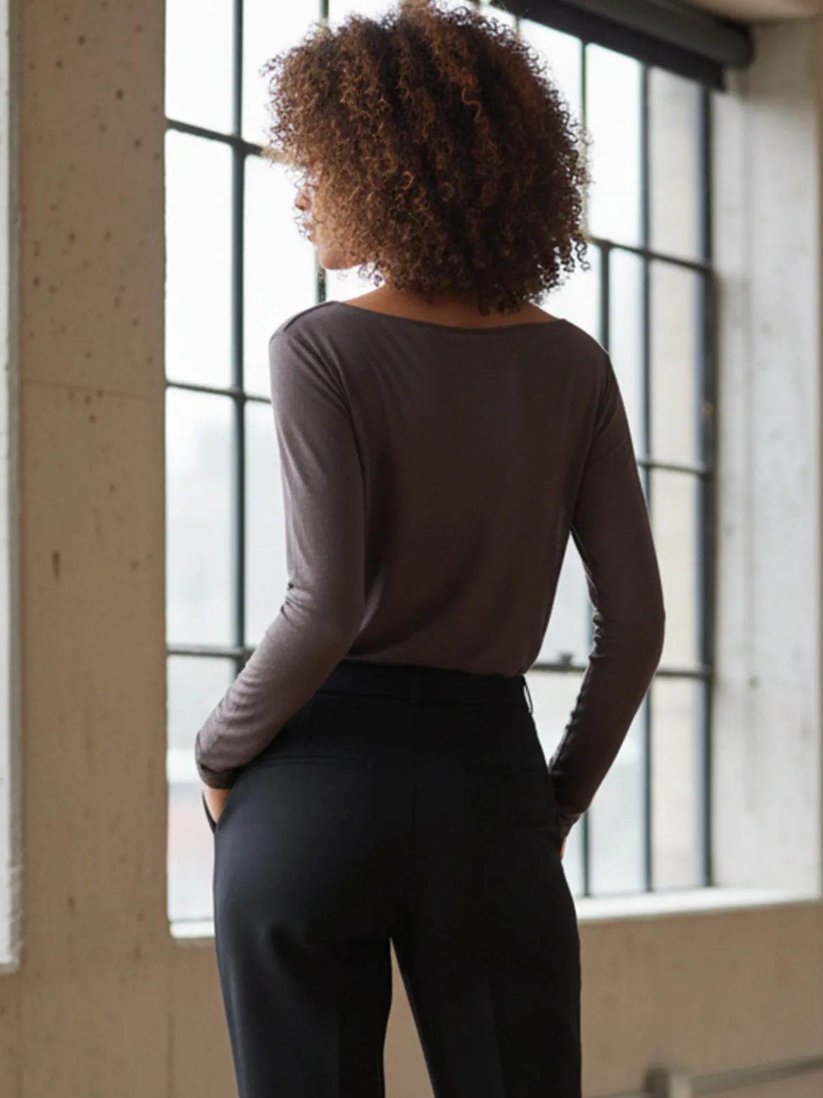 Solada Maglia donna in misto cashmere a maniche lunghe - fango