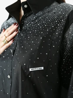 Solada Maxi camicia da donna con bottoni gioiello e strass - nero