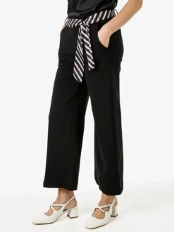 Solada Pantaloni donna cropped a gamba larga con cintura a foulard - nero
