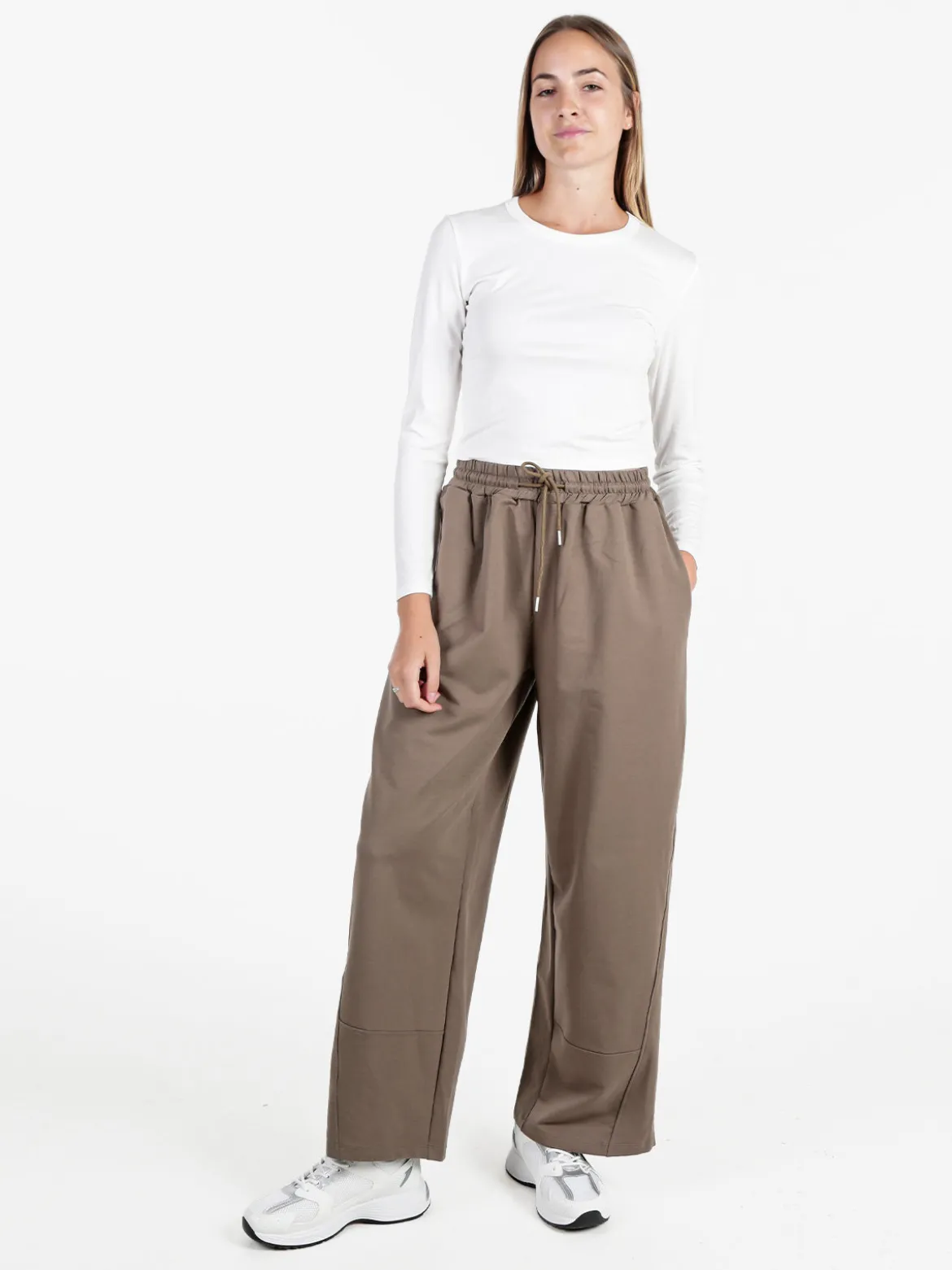 Solada Pantaloni donna in cotone a gamba larga con coulisse - tabacco