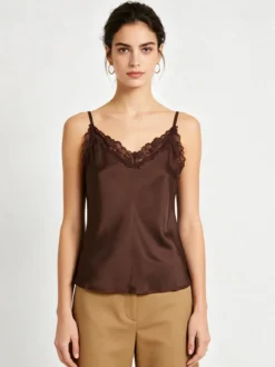 Solada Top donna effetto raso con scollo in pizzo e spalline strette - moro