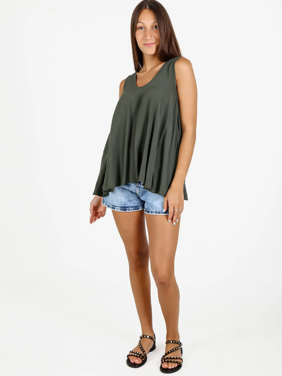 Solada Top donna svasato con scollo a V - militare