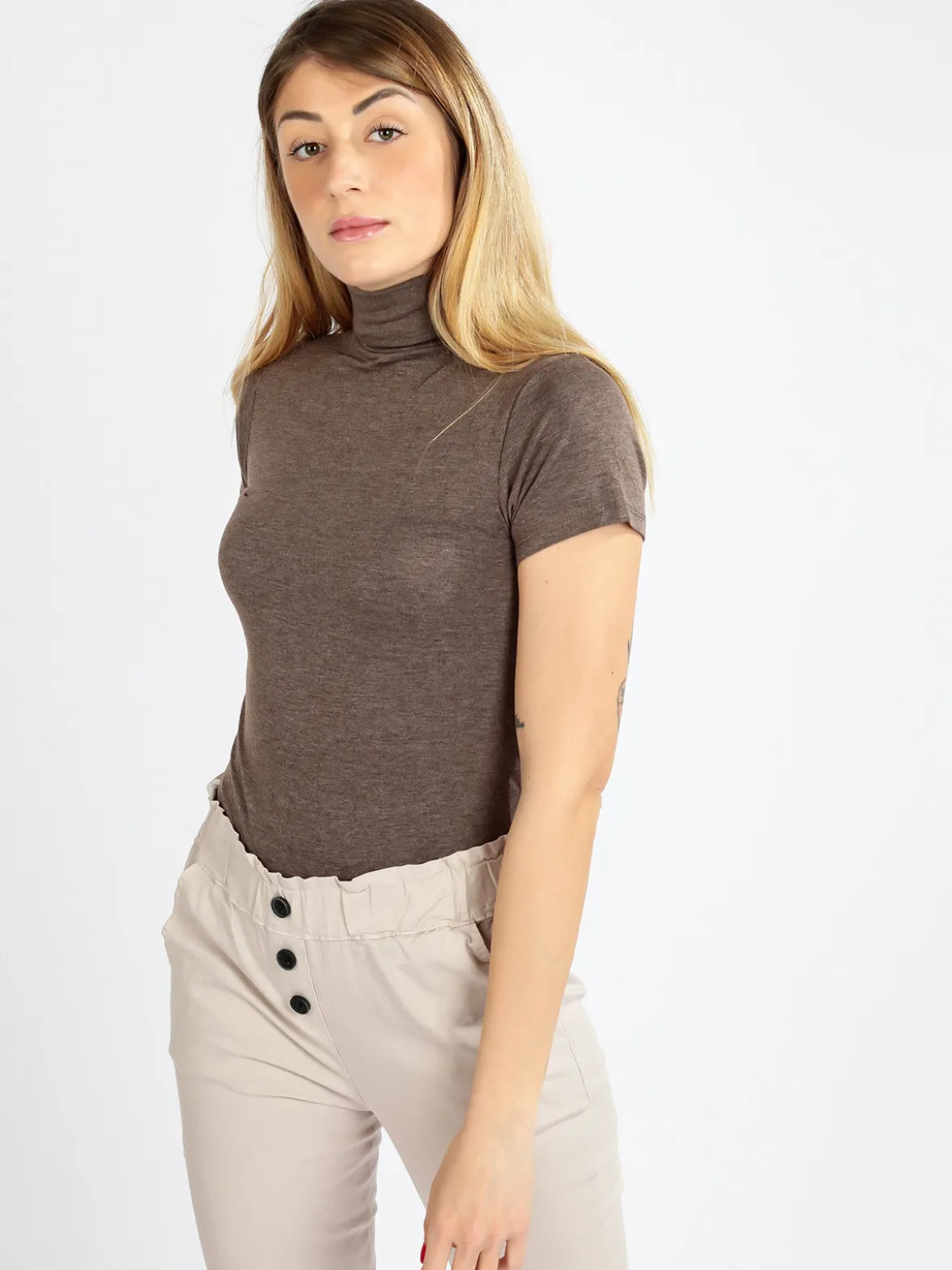 Solada T-shirt dolcevita da donna in tinta unita