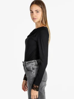 Solada T-shirt donna a maniche lunghe con doppio scollo e dettagli in pizzo - nero