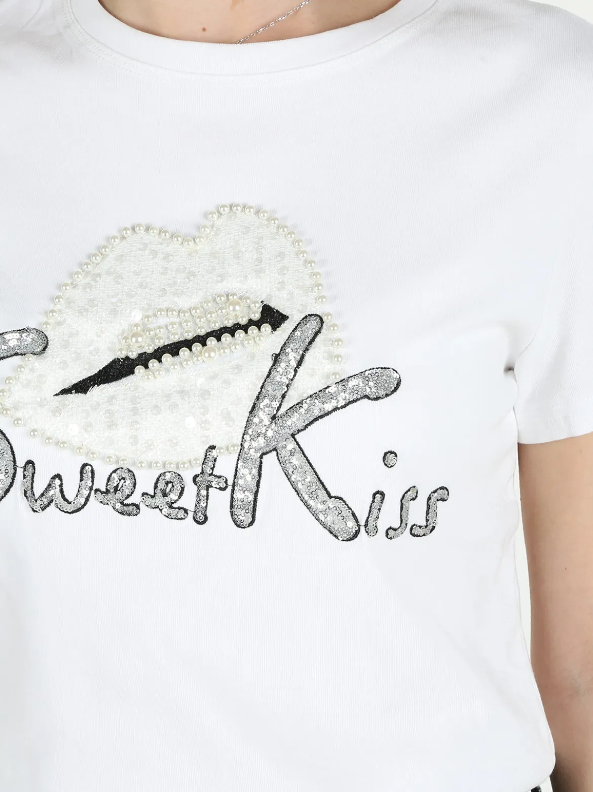 Solada T-shirt donna in cotone con paillettes e perle