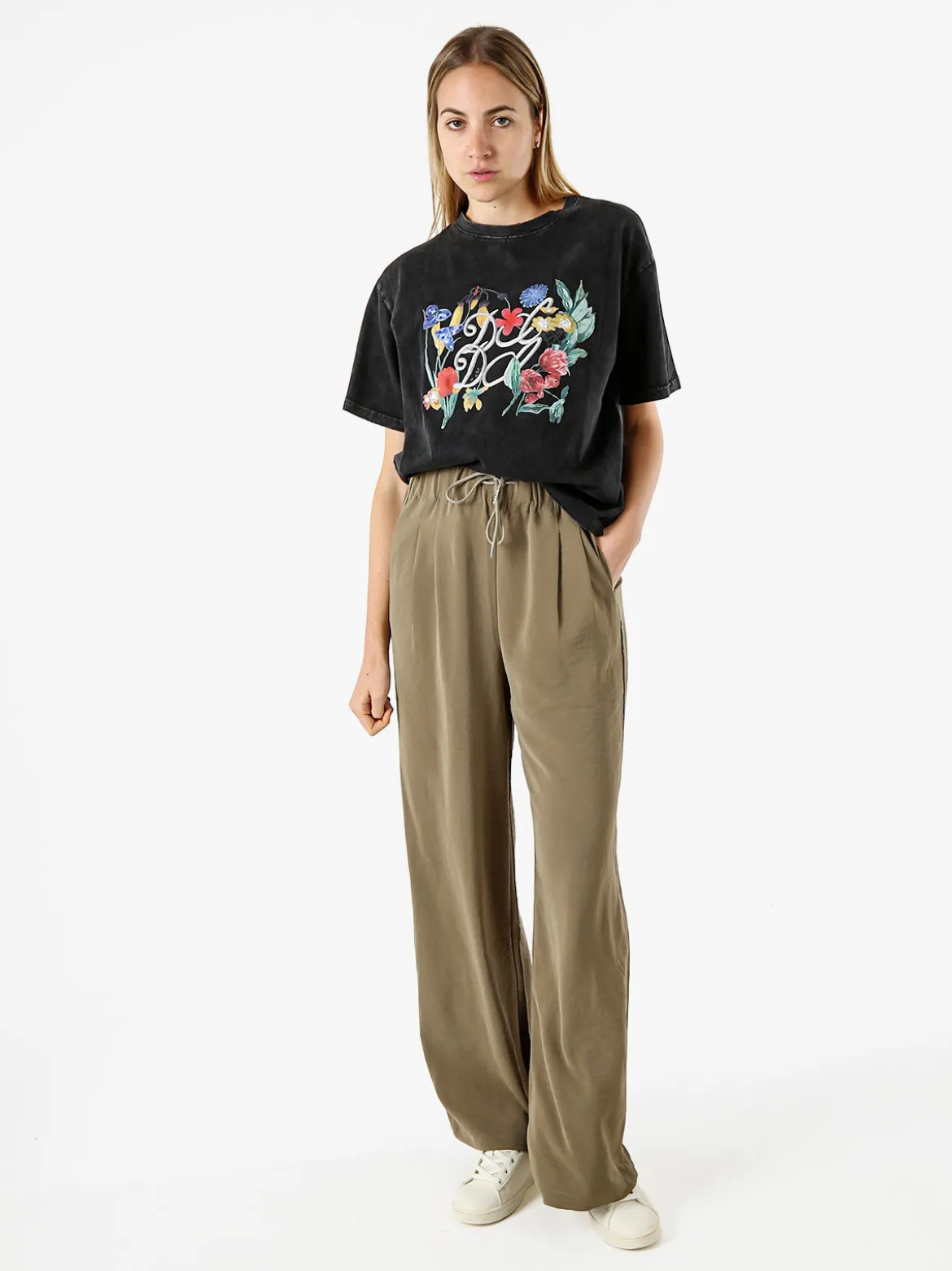 Solada T-shirt oversize da donna in cotone con stampa fiori - nero