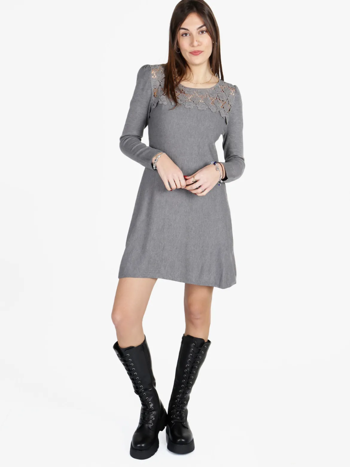 Solada Vestito da donna a maniche lunghe con scollo in pizzo macramè