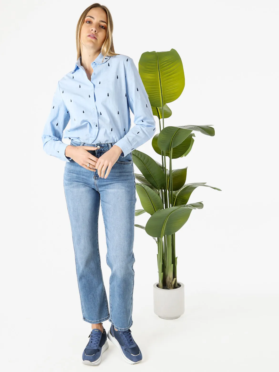 Sweet Miss Camicia donna in misto cotone e lino a maniche lunghe con ricami a goccia - azzurro