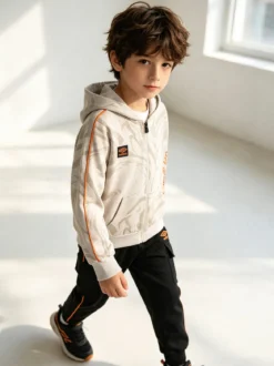 Umbro Completo tuta 2 pezzi da ragazzo con cappuccio e zip - beige