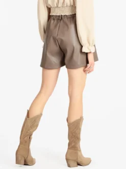 Vanita Shorts da donna in ecopelle